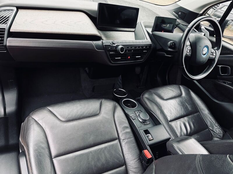 BMW I3